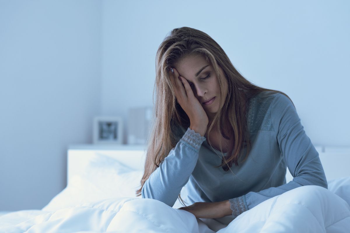 femme qui subit des Troubles du sommeil