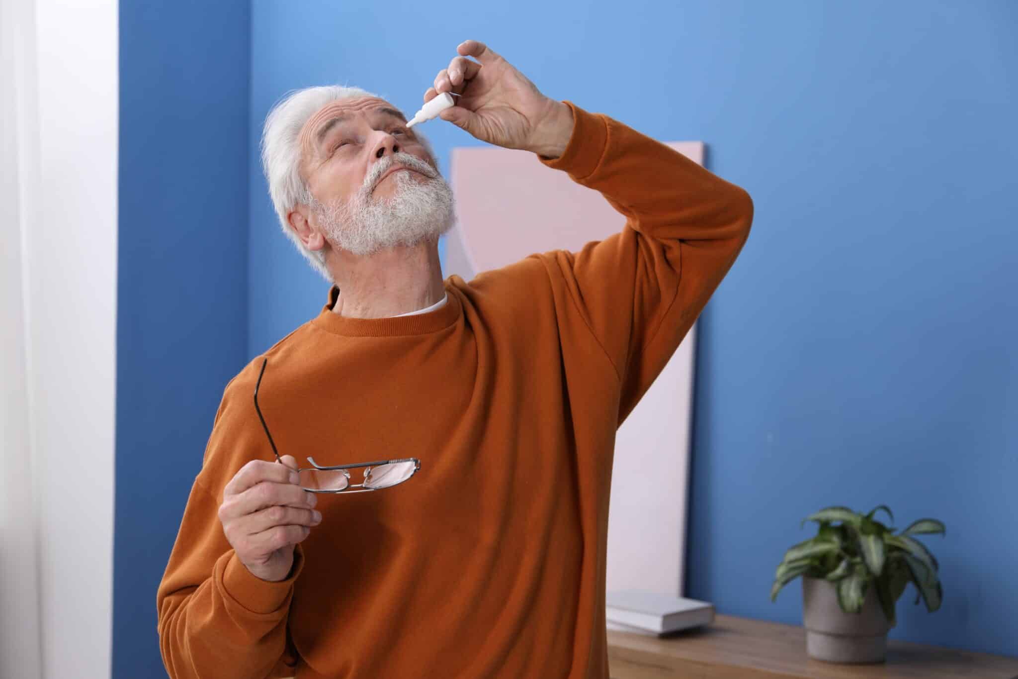 Larmes artificielles : pourquoi votre œil s’habitue et comment en sortir